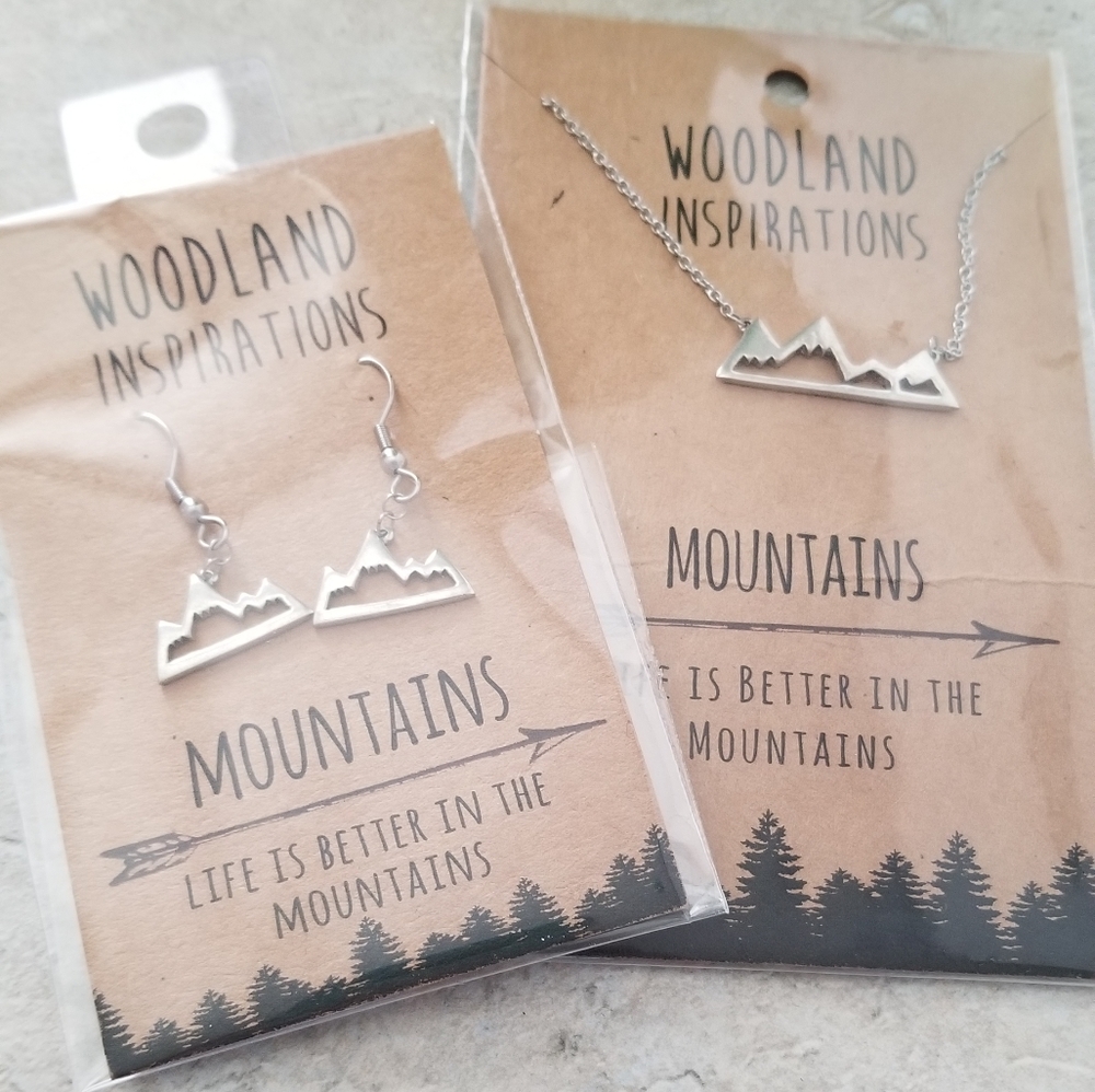 Woodlands Mountains necklace and earring